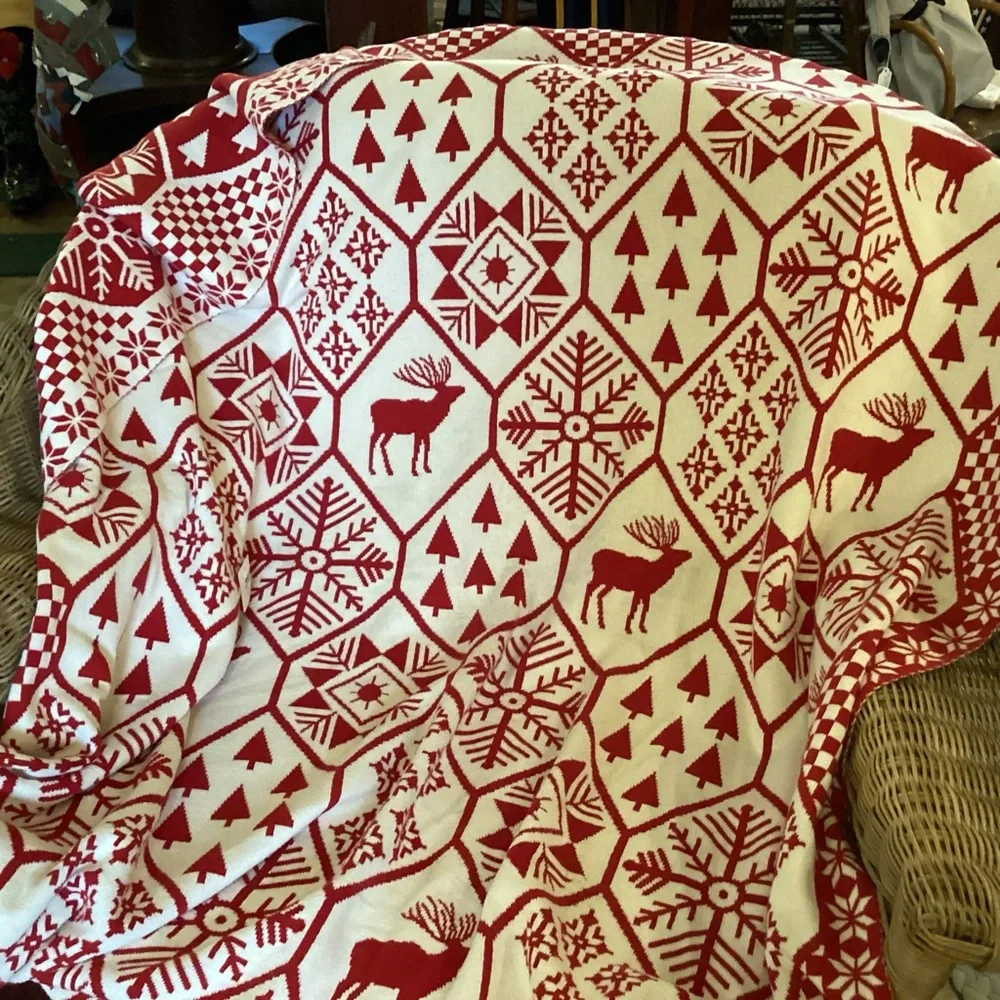 Jingles&Joy seasonal throw, 100% cotton